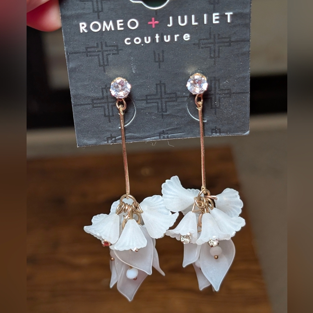 Romeo & Juliet Couture White Floral Hanging Earrings Gold Accent Crystal Stud